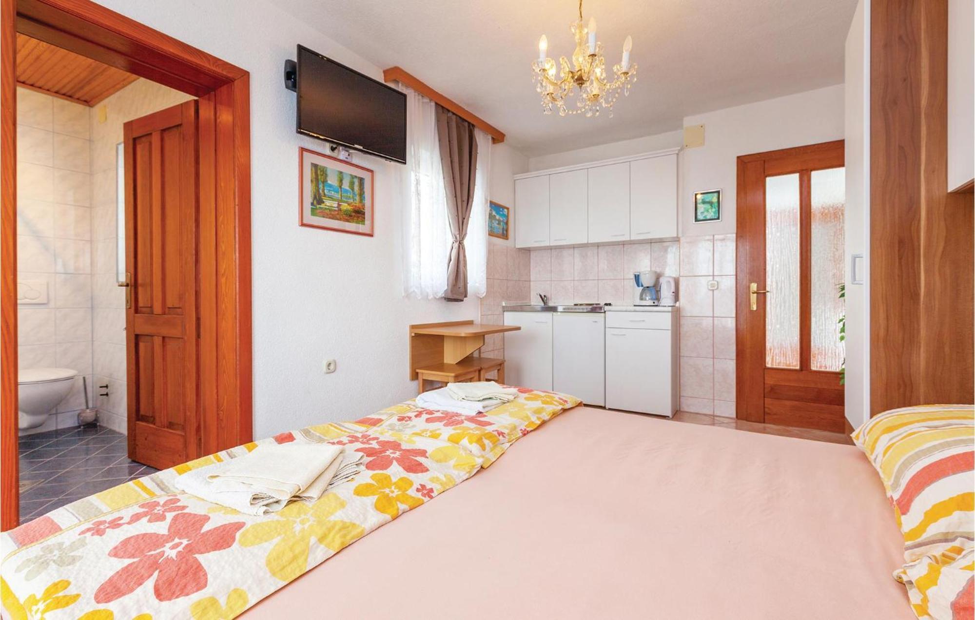 Stunning Apartment In Crikvenica With Wifi 외부 사진