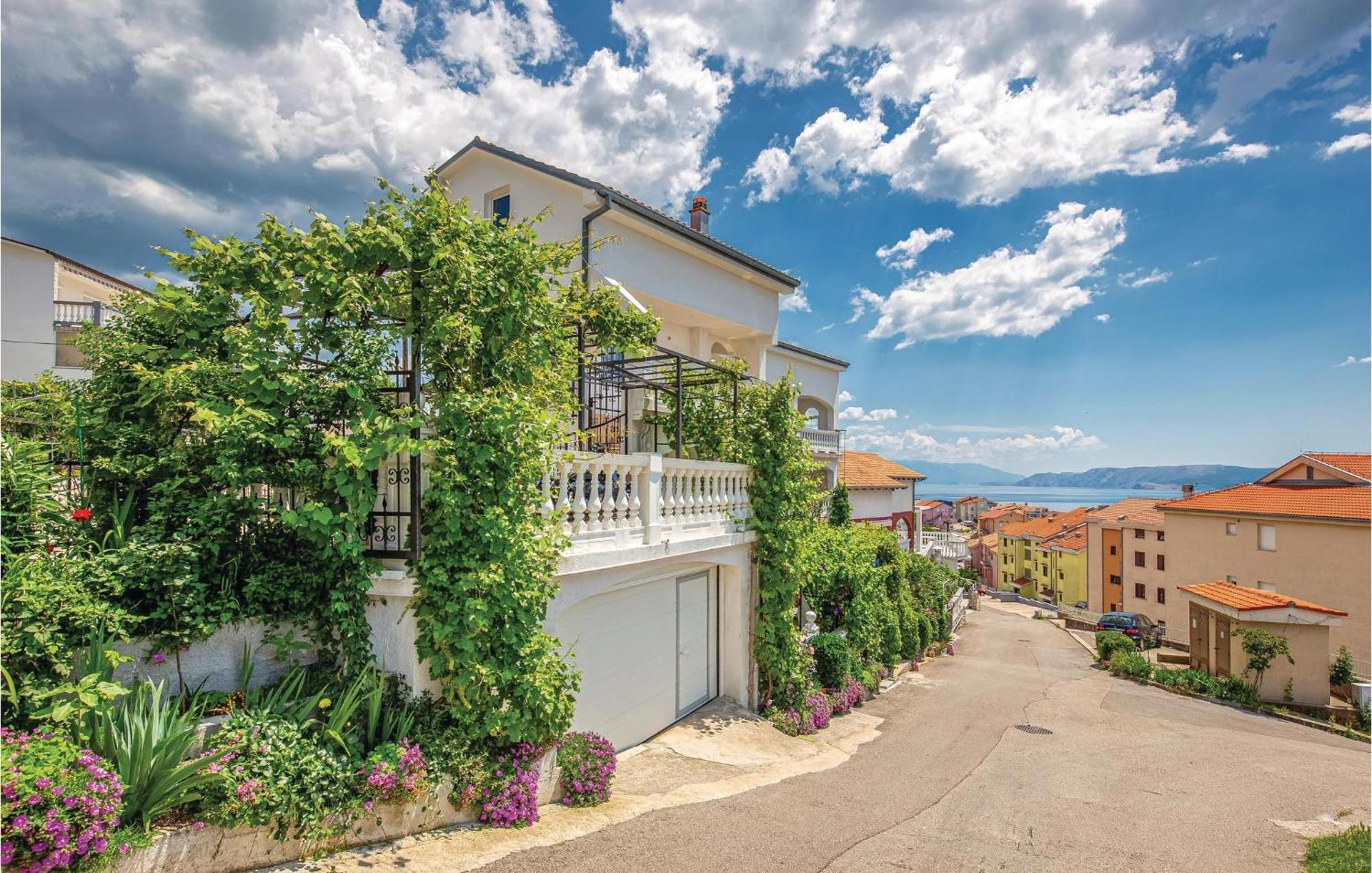 Stunning Apartment In Crikvenica With Wifi 외부 사진
